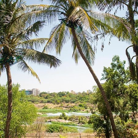 Hostel Urban Nomads Pune Riverside Colive Cowork Zewnętrze zdjęcie