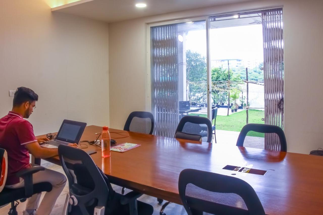 Hostel Urban Nomads Pune Riverside Colive Cowork Zewnętrze zdjęcie