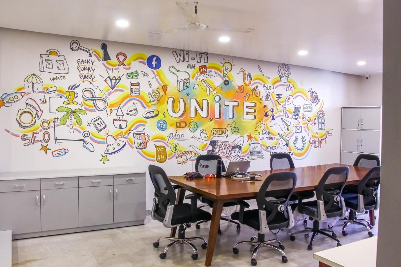 Hostel Urban Nomads Pune Riverside Colive Cowork Zewnętrze zdjęcie