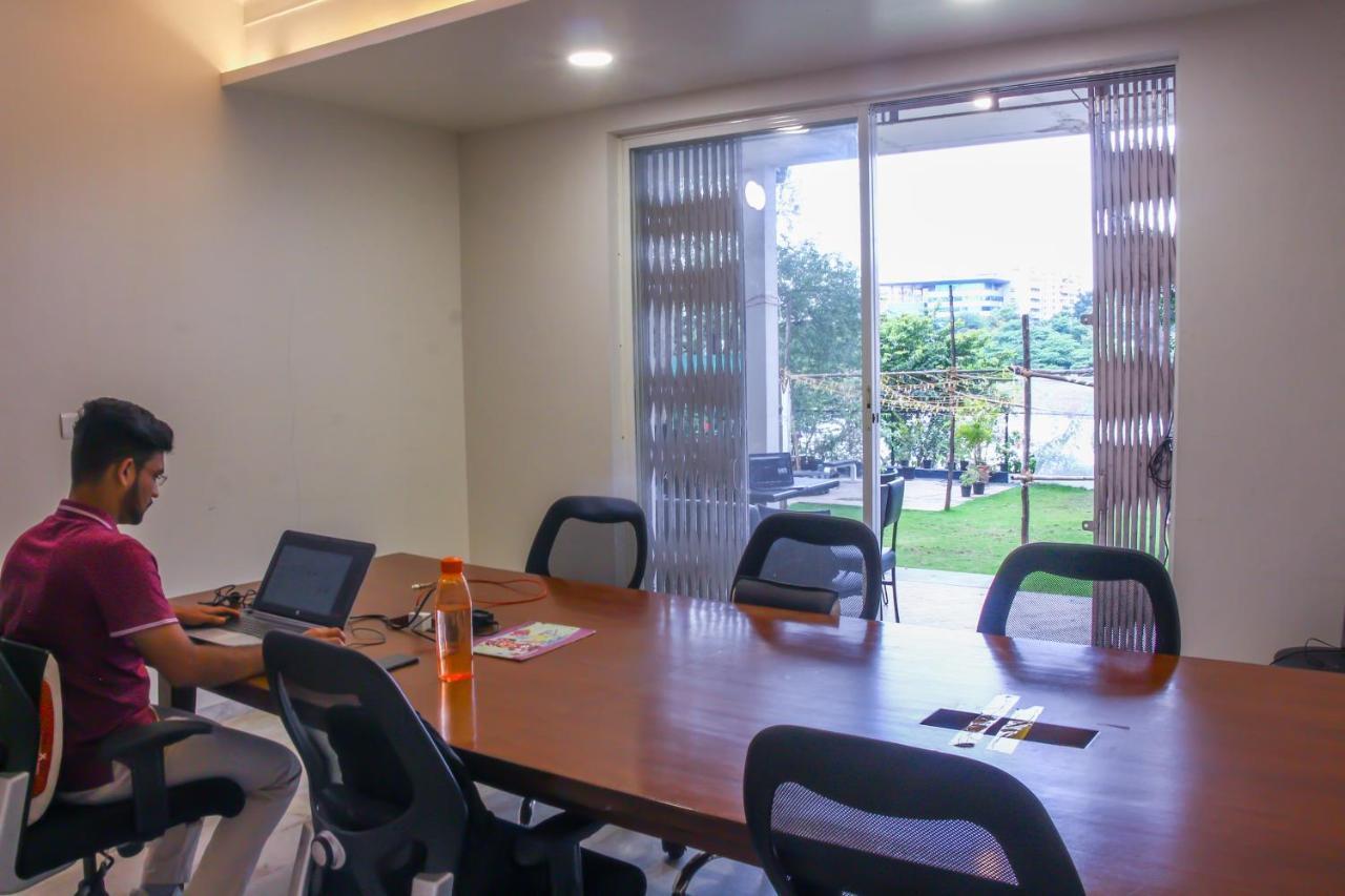 Hostel Urban Nomads Pune Riverside Colive Cowork Zewnętrze zdjęcie