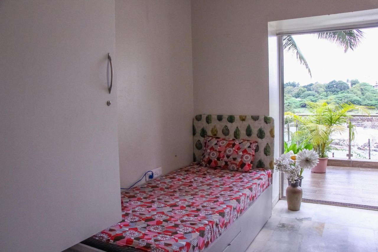 Hostel Urban Nomads Pune Riverside Colive Cowork Zewnętrze zdjęcie
